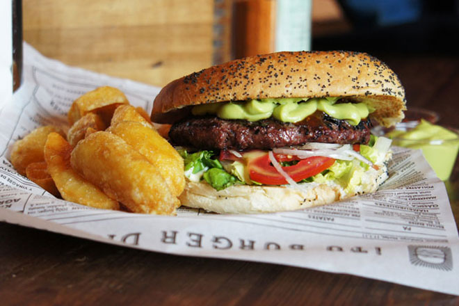 Benny’s Burger: A hunt for the best burger in Barcelona! Image