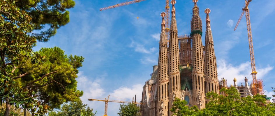 Barcelona Gaudi Tour in One Day! Image
