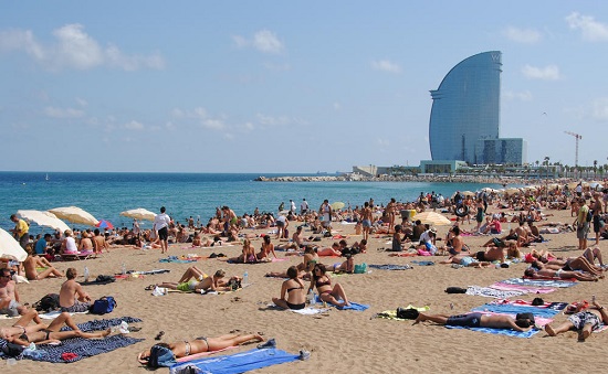 Which Tourist Attractions in Barcelona are Worth the Hype? Image