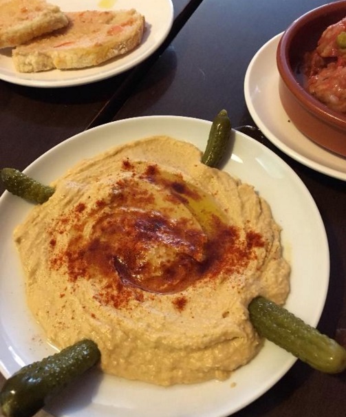 Best Hummus restaurants in Barcelona Image